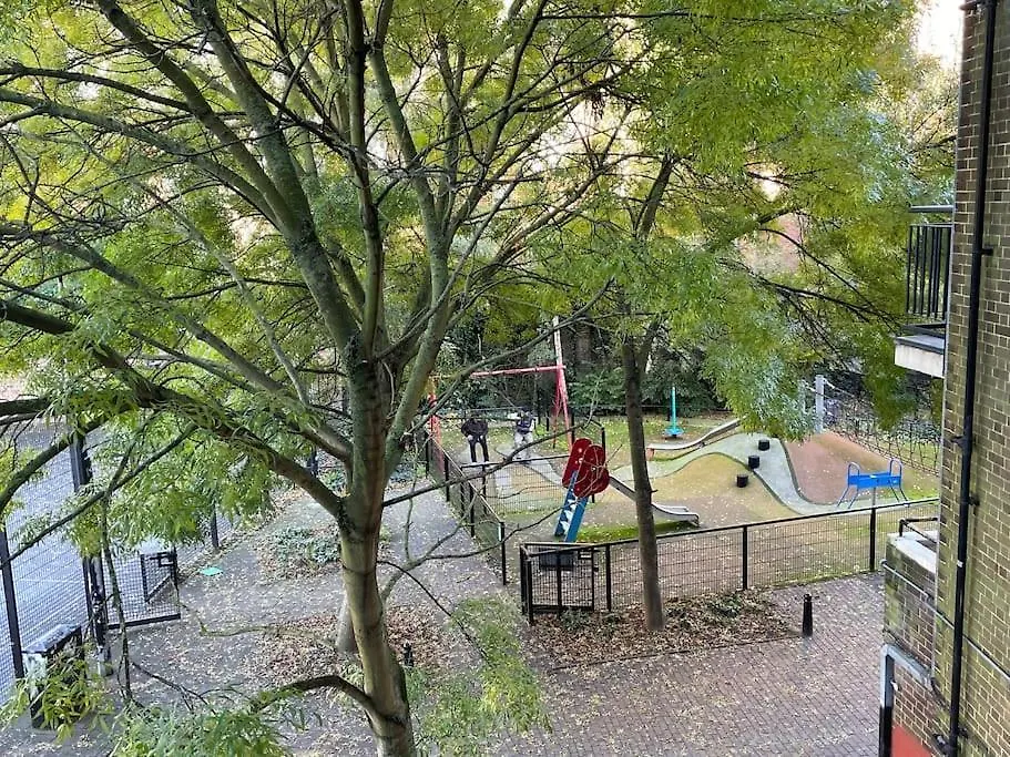 Apartamento Lovely Comfortable Home Near Canarywhaflondoncity