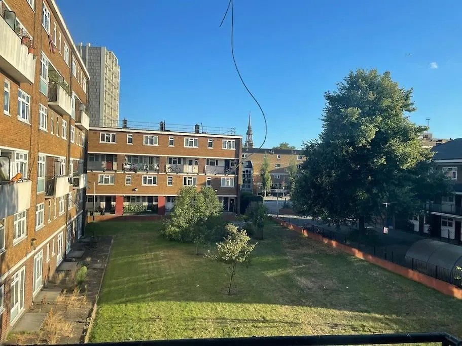 Lovely Comfortable Home Near Canarywhaflondoncity 0*, Londres Reino Unido