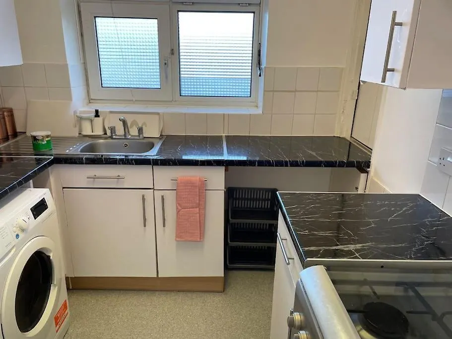 Lovely Comfortable Home Near Canarywhaflondoncity 0*, Londres Reino Unido