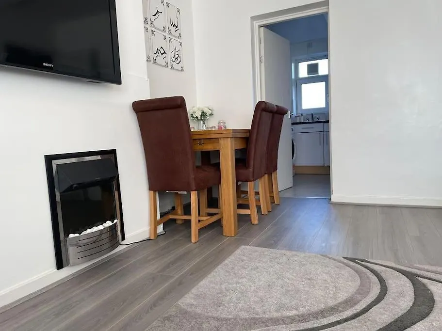 Lovely Comfortable Home Near Canarywhaflondoncity