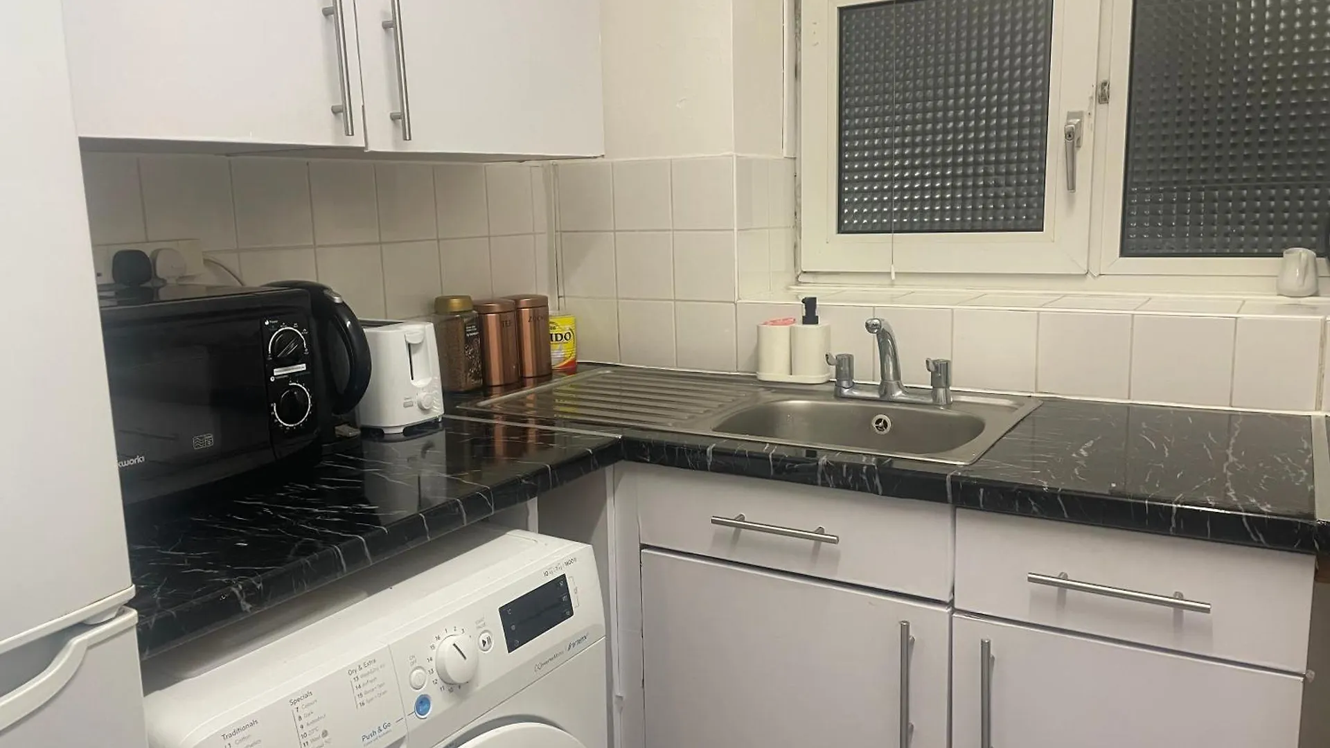Apartamento Lovely Comfortable Home Near Canarywhaflondoncity Reino Unido